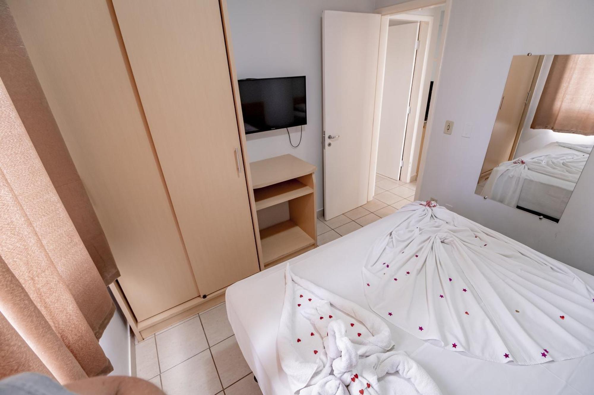 Adtur Flats Ctc - Saphire Ou Center Caldas 3* Caldas Novas